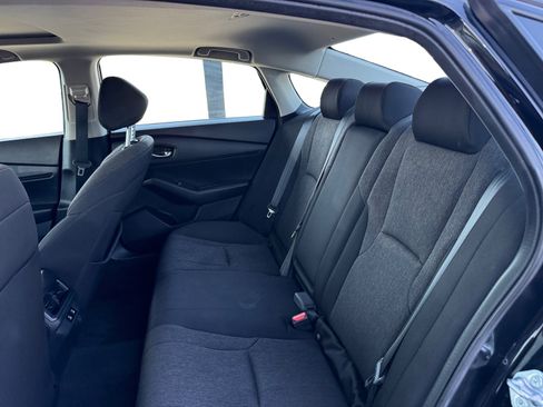 Used 2025 Honda Accord SE image 11