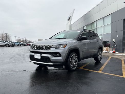 Used 2023 Jeep Compass Limited w/ Elite Group image 3