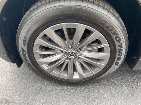 Certified 2024 MAZDA CX-90 Plug-In Hybrid w/ Preferred AWD/4WD image 30