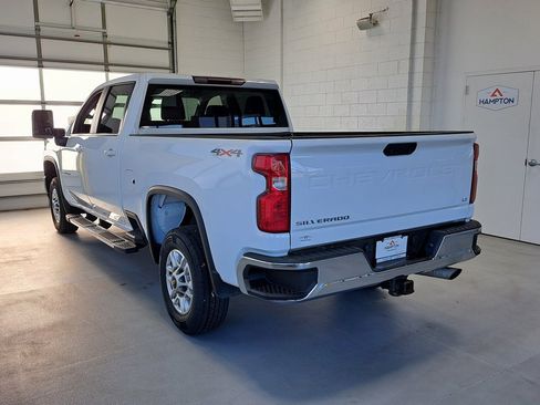 Used 2024 Chevrolet Silverado 2500 LT image 8