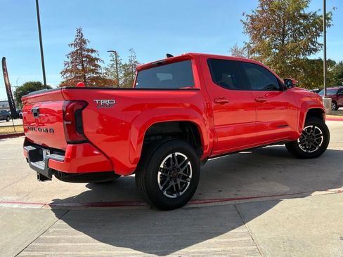 Used 2024 Toyota Tacoma TRD Sport RWD image 6