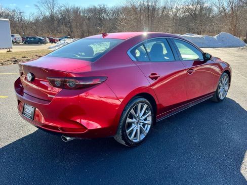 Used 2019 MAZDA MAZDA3 Sedan w/ Preferred Package image 6