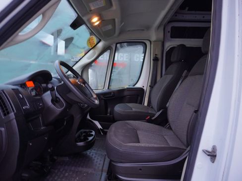 Used 2020 RAM ProMaster 2500 image 2
