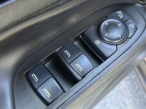 Used 2024 Chevrolet Equinox LT image 22