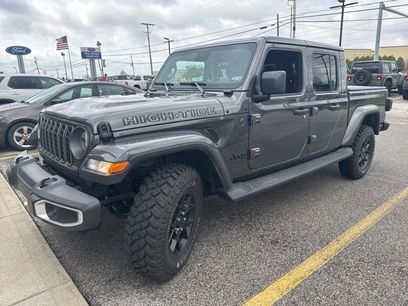 Used 2025 Jeep Gladiator Sport