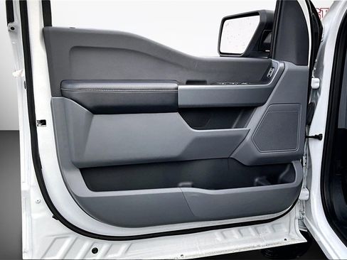 Used 2023 Ford F150 XLT image 19