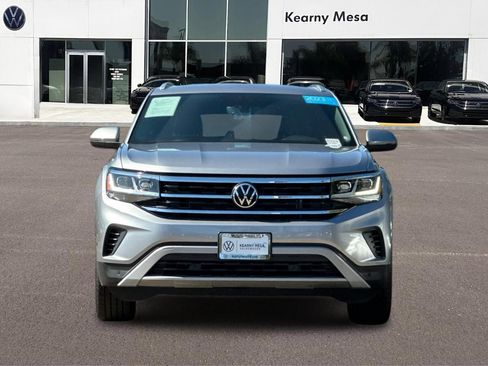 Used 2023 Volkswagen Atlas Cross Sport SE FWD image 9