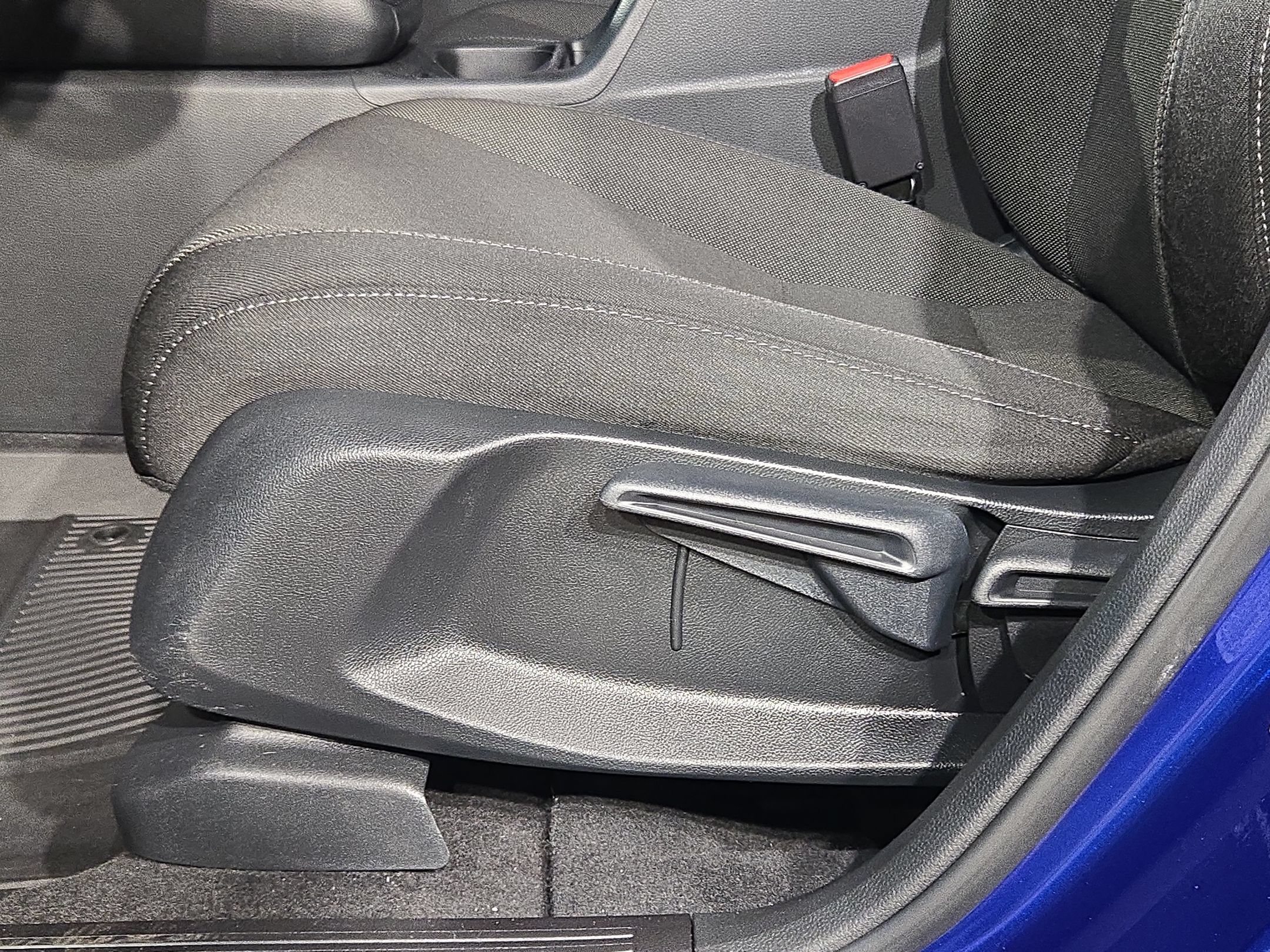 Used 2024 Honda CR-V LX image 22