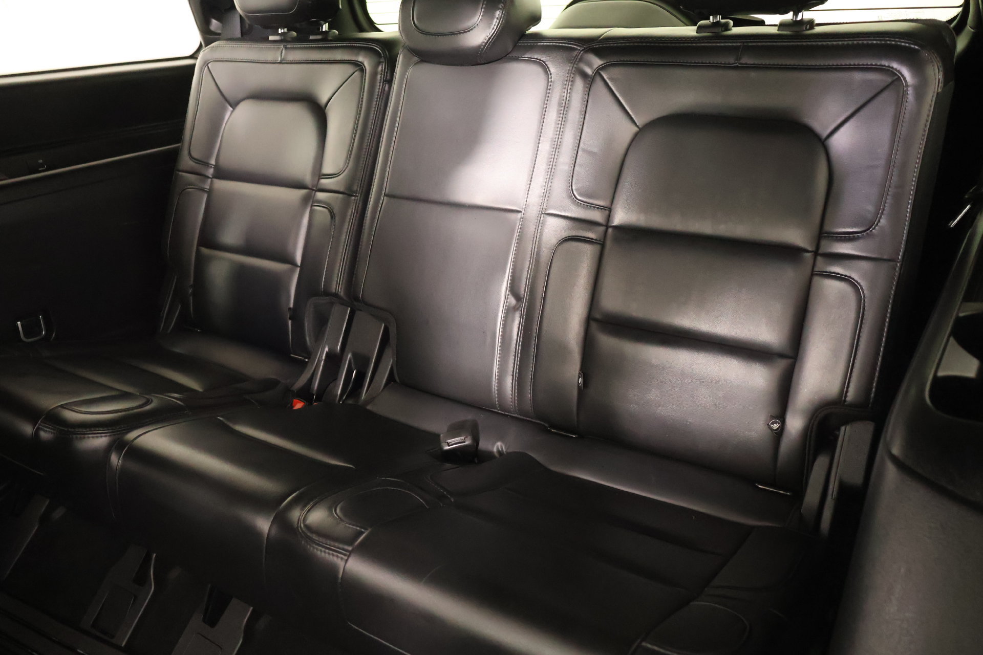 Used 2021 Lincoln Navigator Reserve w/ Luxury Package AWD/4WD image 14