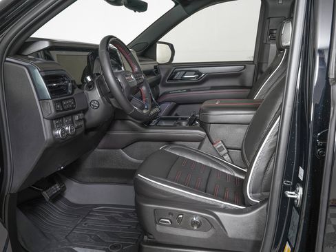 Used 2026 GMC Yukon XL AT4 Ultimate image 17