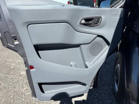 Used 2015 Ford Transit 150 130 Low Roof RWD image 27