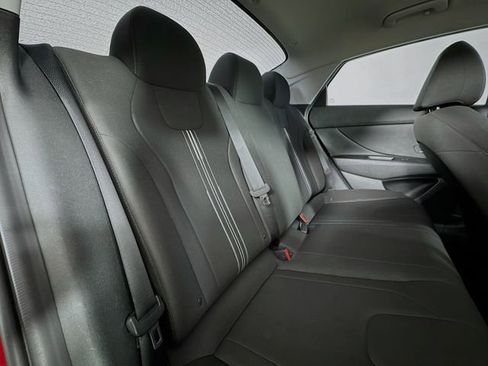 Used 2021 Hyundai Elantra SEL w/ Cargo Package image 24