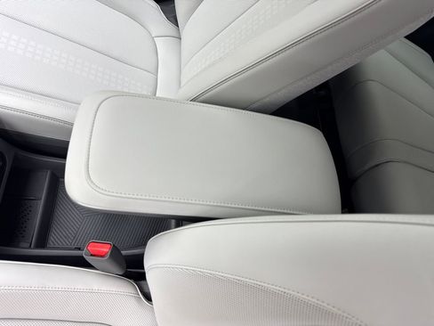 Used 2023 Hyundai Ioniq 5 Limited image 67