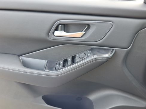 New 2026 Nissan Rogue SV FWD image 27