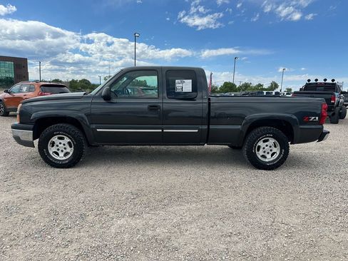 Used 2003 Chevrolet Silverado 1500 LS w/ Off-Road Package AWD/4WD image 6