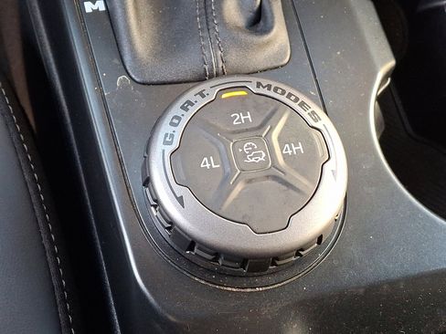 Certified 2025 Ford Bronco Outer Banks image 25