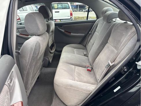 Used 2006 Toyota Corolla LE image 10