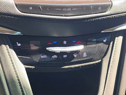 Used 2019 Cadillac XT5 Luxury AWD/4WD image 26