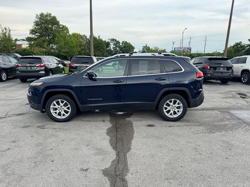 Used 2015 Jeep Cherokee Latitude w/ Comfort/Convenience Group AWD/4WD image 6