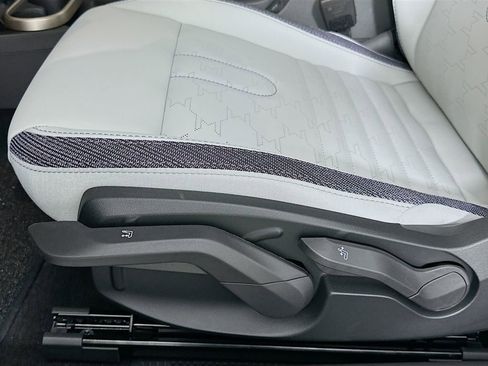 Certified 2025 MINI Cooper S image 20