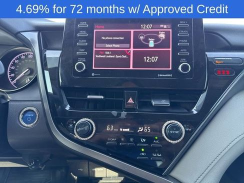 Used 2022 Toyota Camry SE image 27