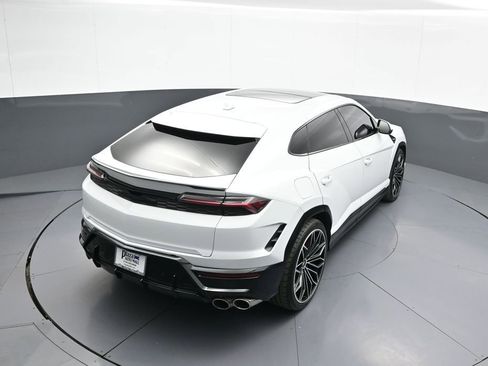 Used 2025 Lamborghini Urus SE AWD/4WD image 43