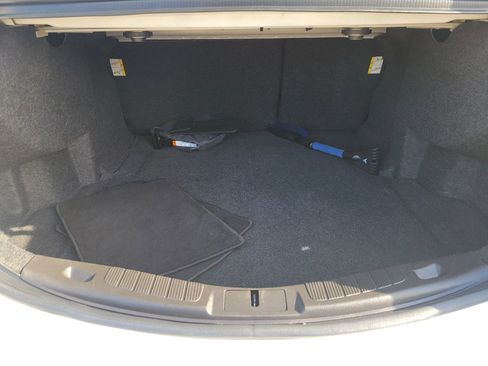 Used 2016 Ford Fusion SE w/ Equipment Group 202A FWD image 17