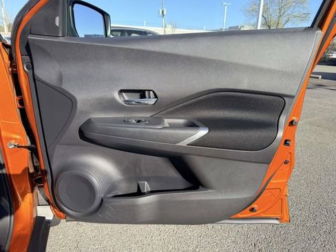 Used 2023 Nissan Kicks SV image 8