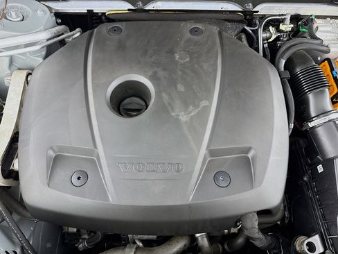 Used 2024 Volvo XC90 T8 Ultimate w/ Protection Package Premier image 38