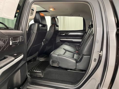 Used 2018 Toyota Tundra Platinum AWD/4WD image 40