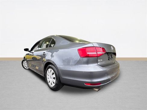 Used 2015 Volkswagen Jetta S image 6