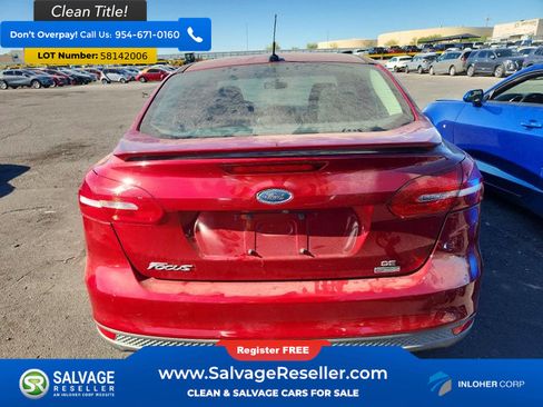 Used 2015 Ford Focus SE w/ SE Ecoboost Package FWD image 8