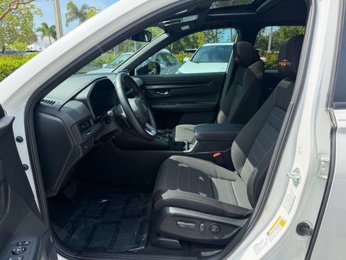 Used 2026 Honda CR-V TrailSport image 11