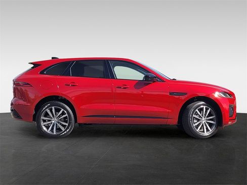 New 2026 Jaguar F-PACE R-Dynamic S image 3