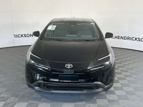 Used 2024 Toyota Prius LE image 8
