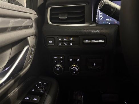 Certified 2024 GMC Yukon Denali w/ Max Trailering Package image 17