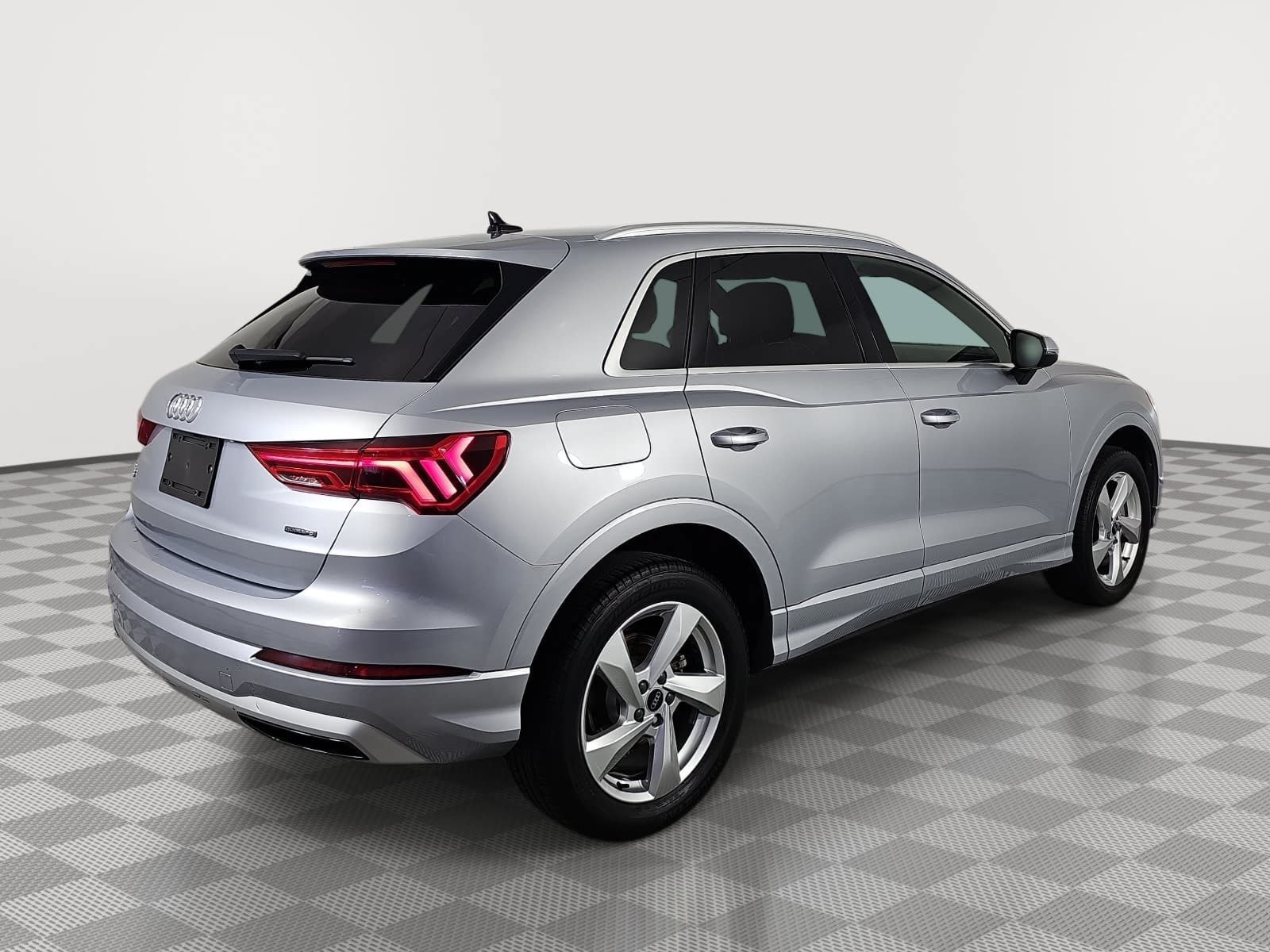 Used 2021 Audi Q3 2.0T Premium AWD/4WD image 8