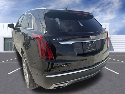 Certified 2025 Cadillac XT5 Premium Luxury image 11