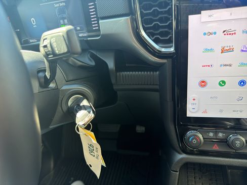 Used 2025 Ford Ranger XLT w/ Equipment Group 301A High image 34