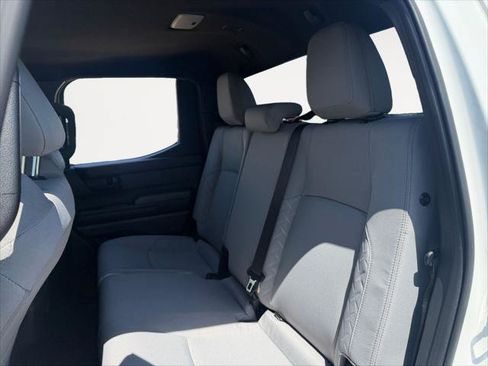 Certified 2025 Toyota Tacoma SR5 AWD/4WD image 13