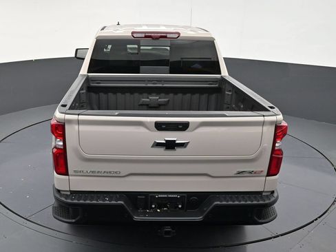 Used 2026 Chevrolet Silverado 1500 ZR2 AWD/4WD image 14
