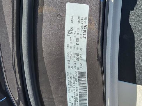 Used 2019 Chrysler Pacifica Touring-L w/ Advanced Safetytec Group image 34