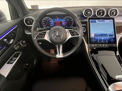 Certified 2023 Mercedes-Benz GLC 300 4MATIC image 5