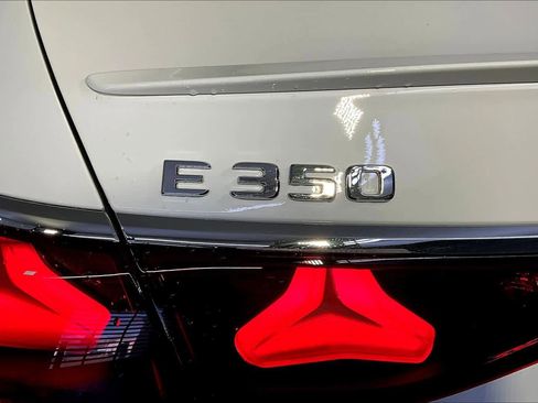 New 2026 Mercedes-Benz E 350 4MATIC Sedan image 6