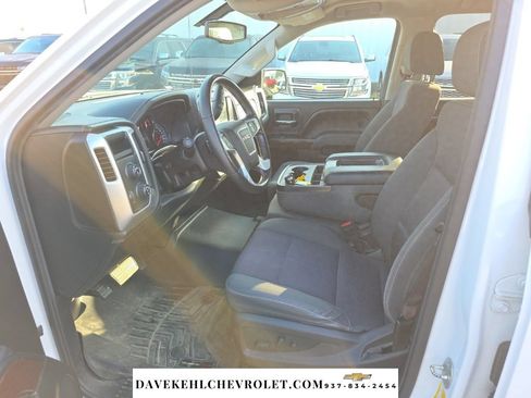 Used 2017 GMC Sierra 1500 SLE w/ SLE Value Package AWD/4WD image 15