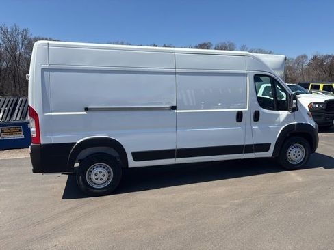 New 2026 RAM ProMaster 2500 image 9