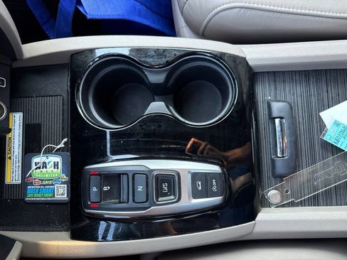 Used 2019 Honda Pilot Elite image 26
