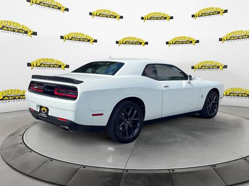 Used 2021 Dodge Challenger SXT w/ Plus Package RWD image 5