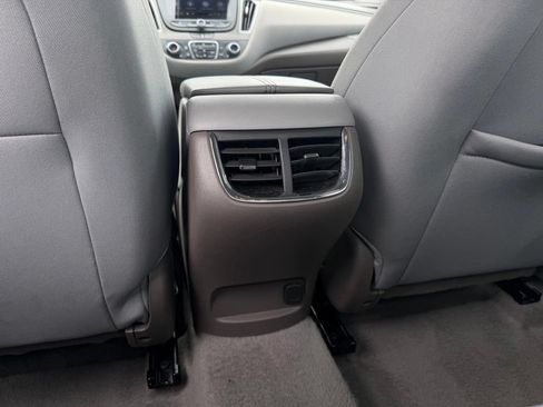 Used 2025 Chevrolet Malibu LT FWD image 28
