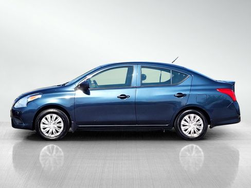 Used 2017 Nissan Versa S Plus FWD image 10